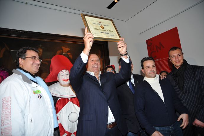 Ingrandisci la foto